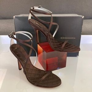 BCBG MAXAZRIA - MA-MAELLE| Raisin Satin Sandal | Size 6.5 M
